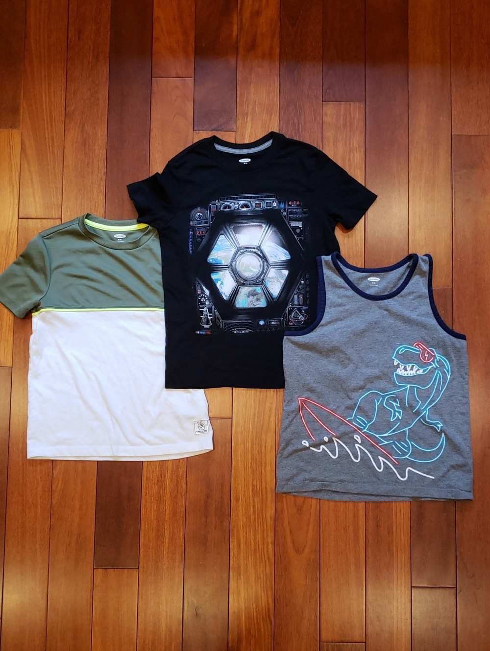 Bundle of 3 Boy's size 8 Medium Old Navy shirts